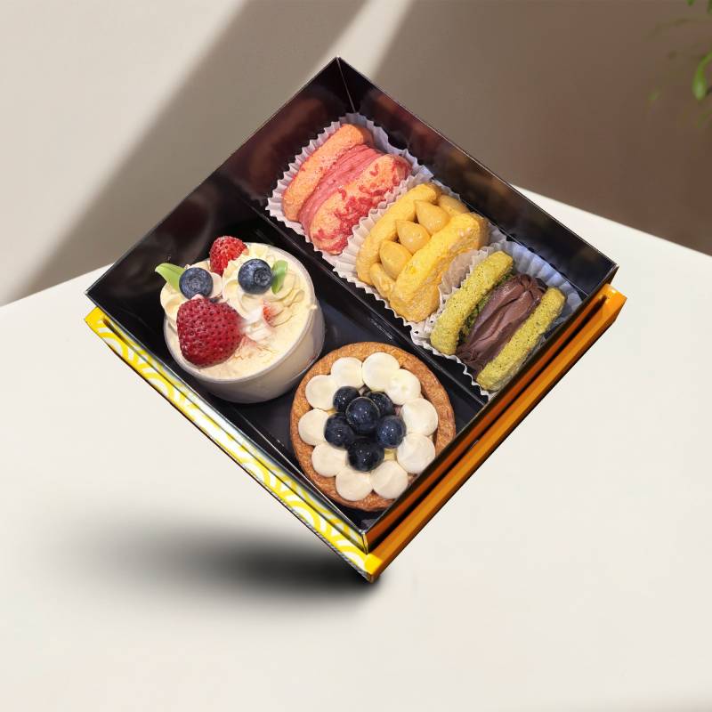 PASTRY GIFT BOXES