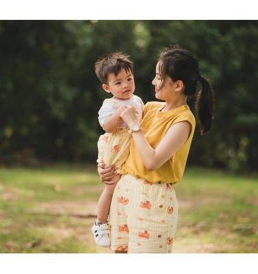 Kazo & Friends Woman Shorts ONLY